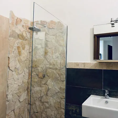 White Apartment Taranto