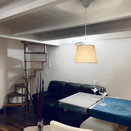 Apartment White Taranto